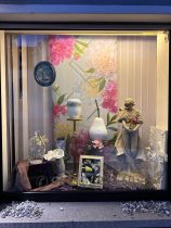 Schaufenster Surrealismus.jpg